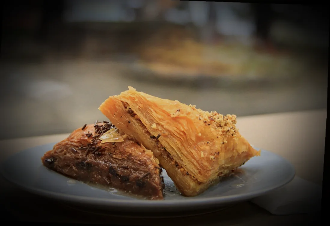 Կտրում և թխում - փախլավայի պատրաստման հրահանգներ մեղրով