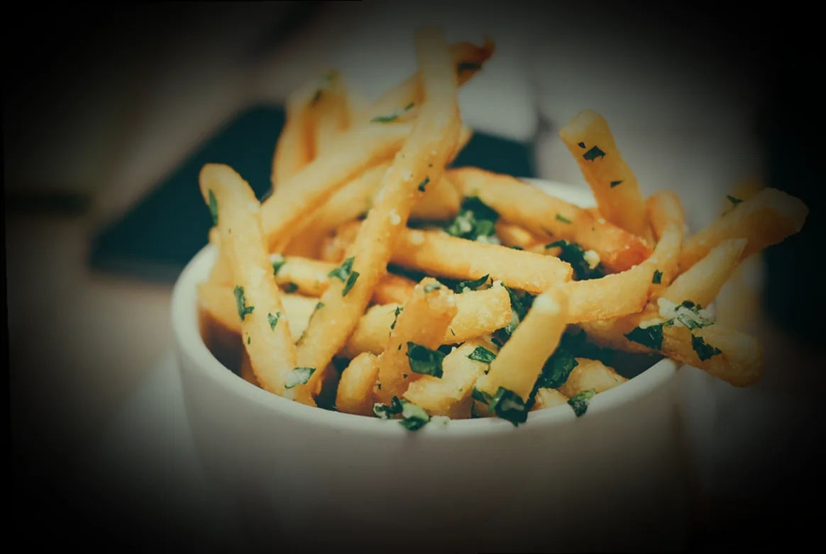 Պատրաստել լցոնումը - թթվասերով լցոնված պղպեղներ